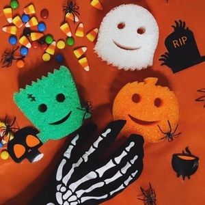 SPECIAL HALLOWEEN EDITION Scrub Daddy Spooky Scrubber Set